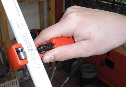 Fixing the Laser Tip to the Barrel