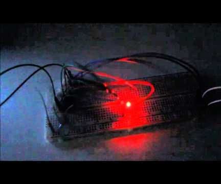 Alternating Blinker Circuit Made of Timer NE 555P 