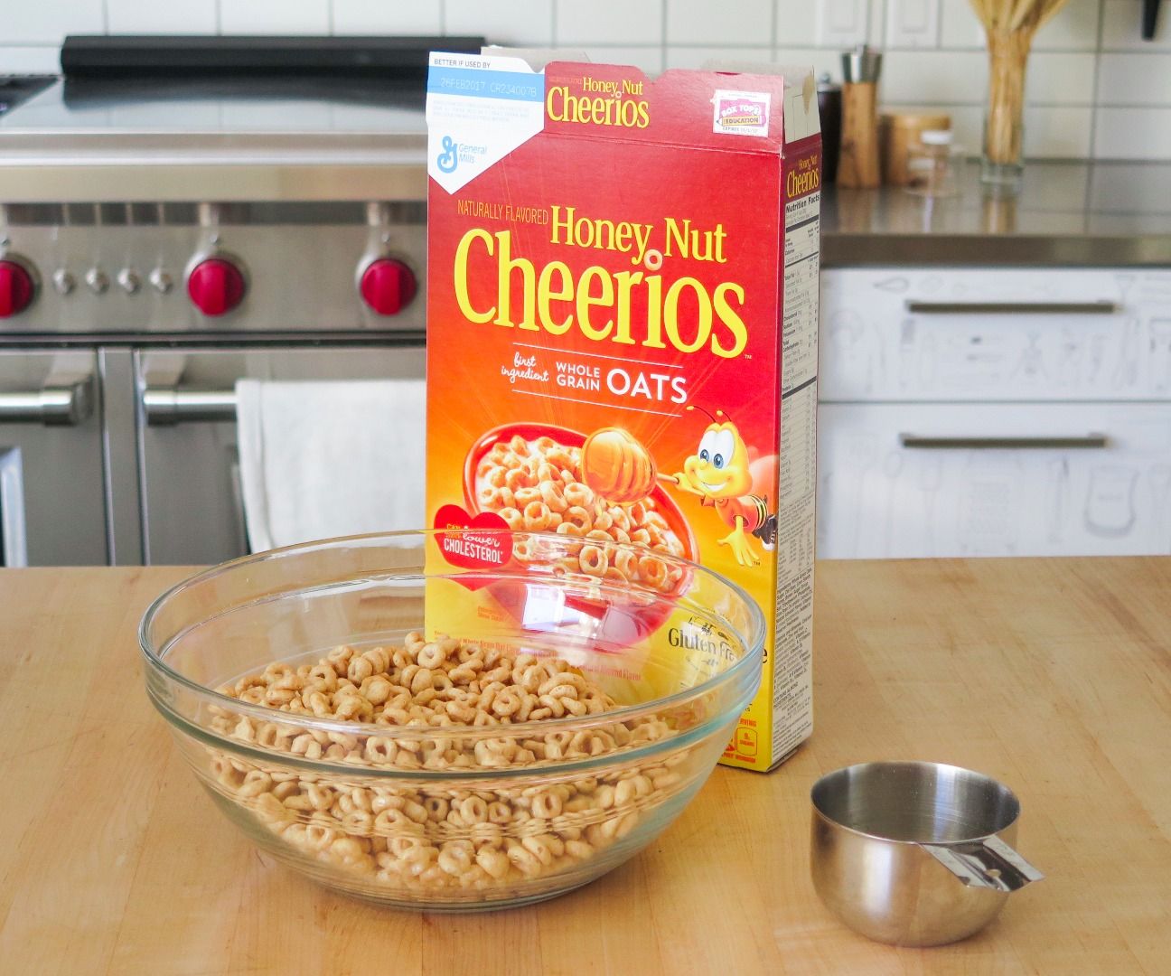 peanut butter cheerio bars