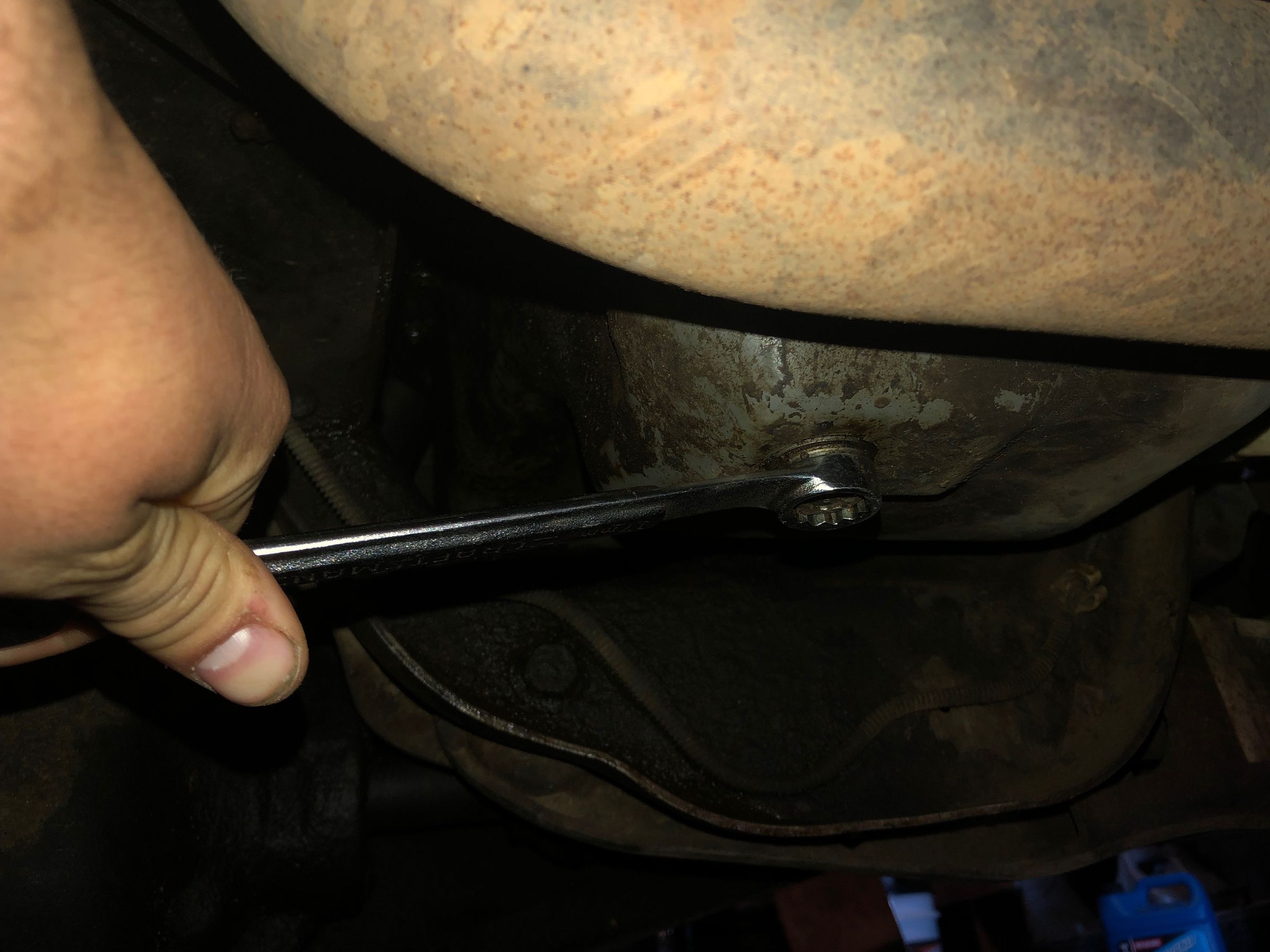 How to Change Oil. 5 Steps Instructables