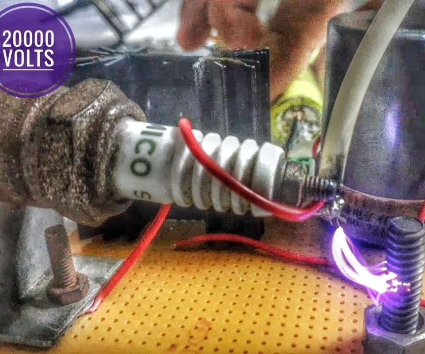 PLASMA RAY GUN (20000 VOLTS)