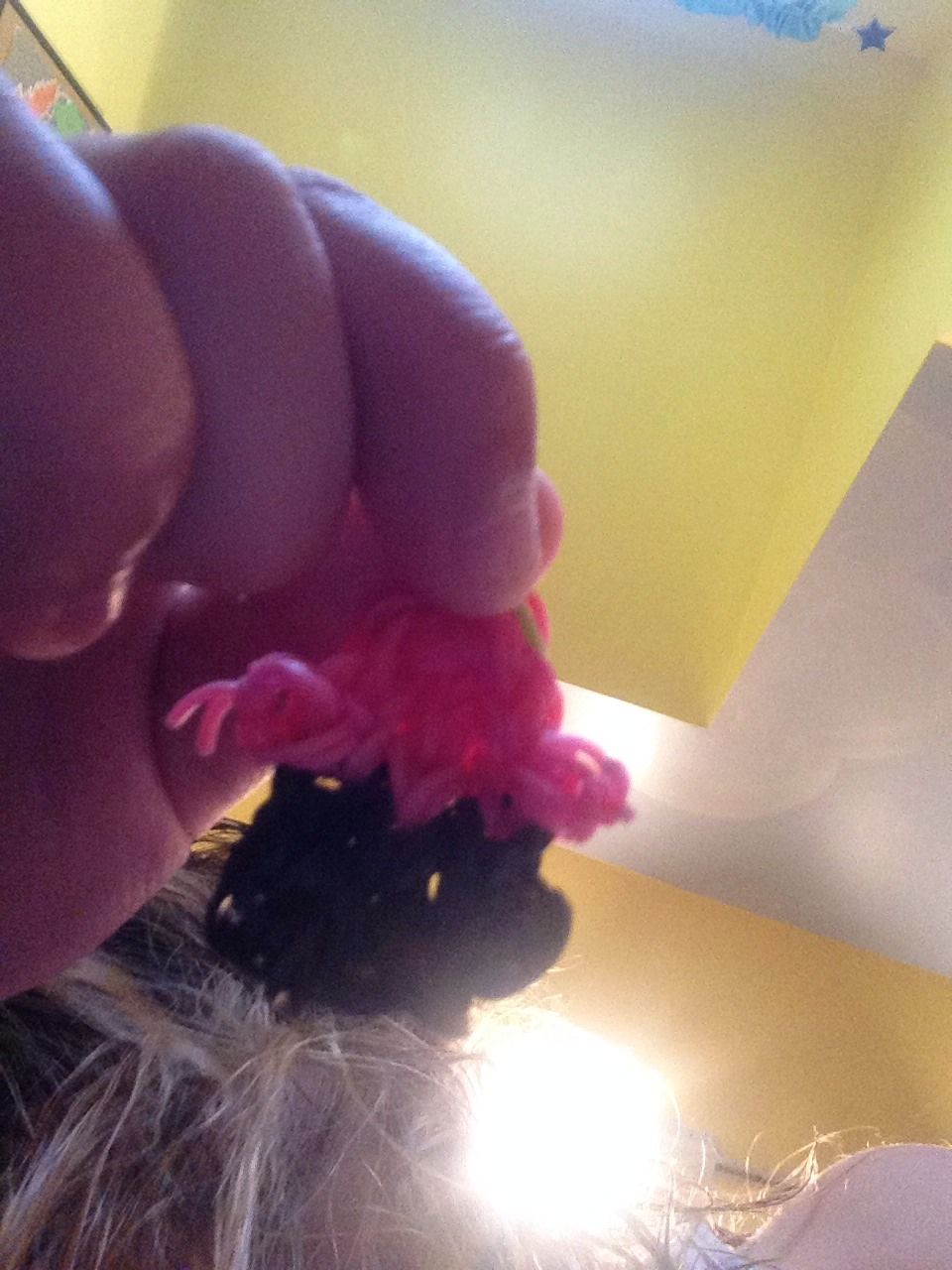 Rainbow Loom Cupcake