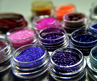 DIY: How to make your very own Glitter!