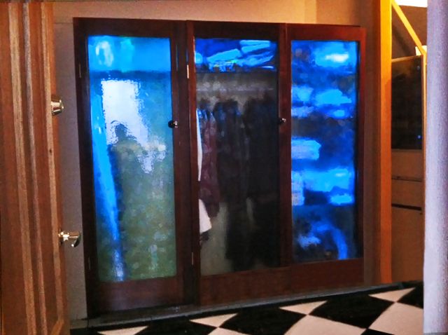 Hollywood Style Linen Cupboard