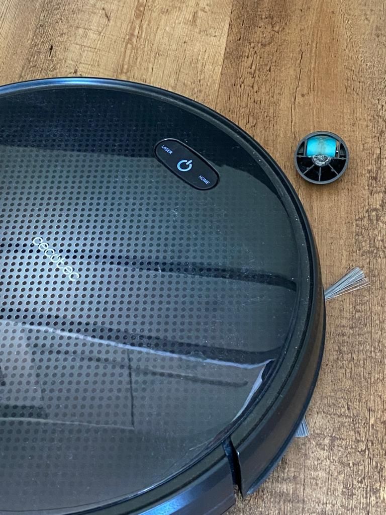 Vacuum Cleaner Robot - How to Fix the Front Wheel 