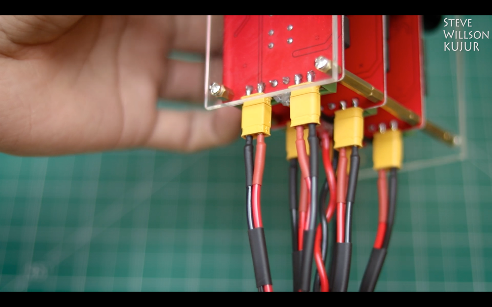 DIY 300 Watt 5.1 Channel Amplifier : 12 Steps (with Pictures