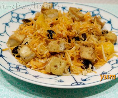 Vegan Gluten-free Seasonal Salad With Black Radish & Tofu!