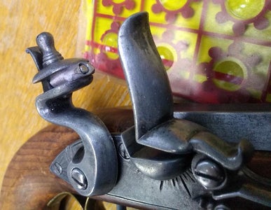 Convert a Toy Flintlock Pistol to Fire Caps