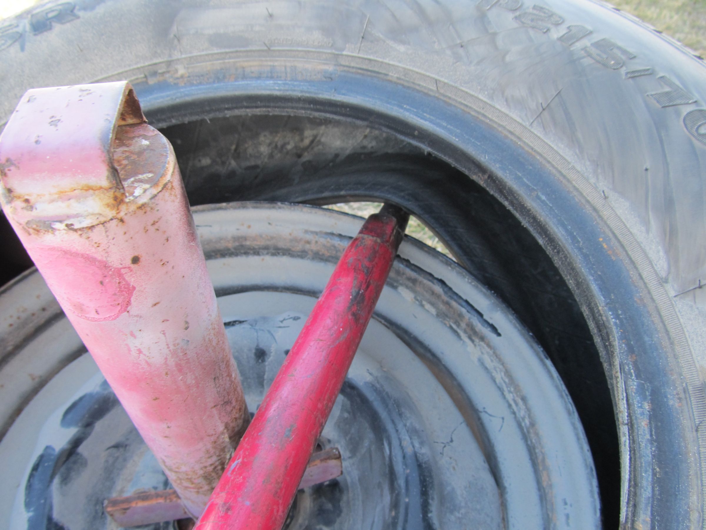 How to Use a Tire Changer. : 6 Steps - Instructables