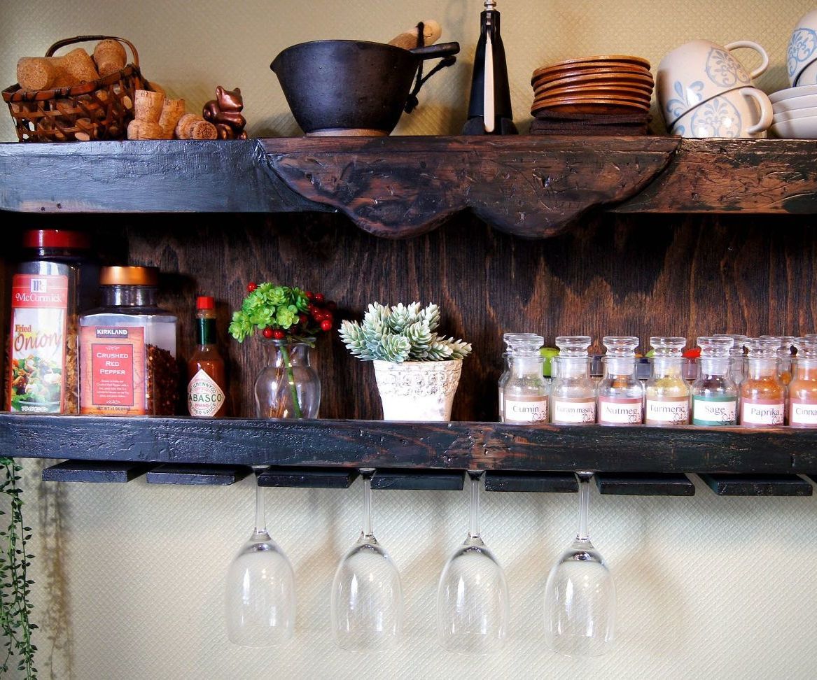 DIY Wood Spice Rack With a Pallet Wine Glass Holder
