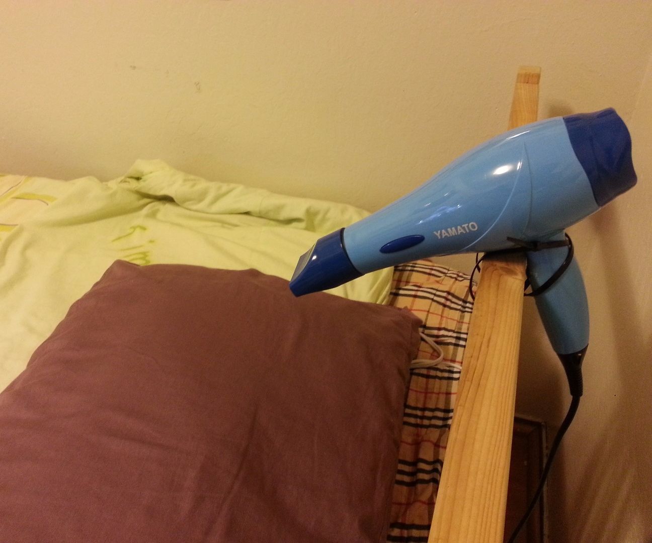 3 Easy Steps to Build a Blowdryer Alarm