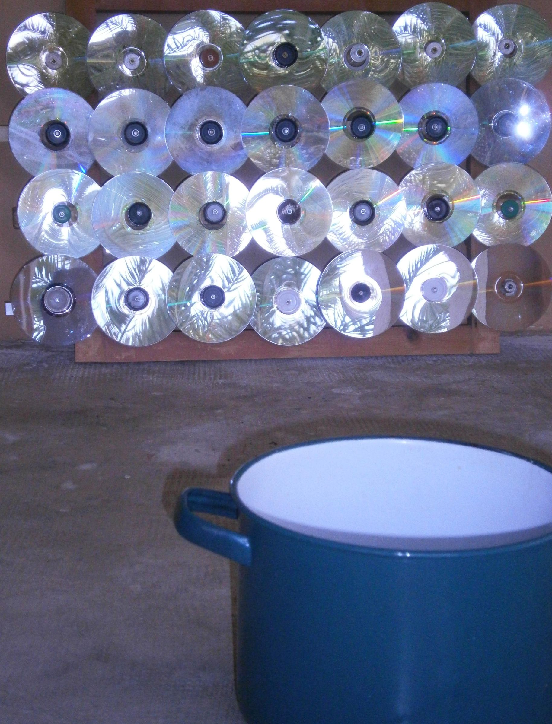 flat & portable solar oven (with CDs) - Horno solar plano y transportable (usando CDs como espejos)