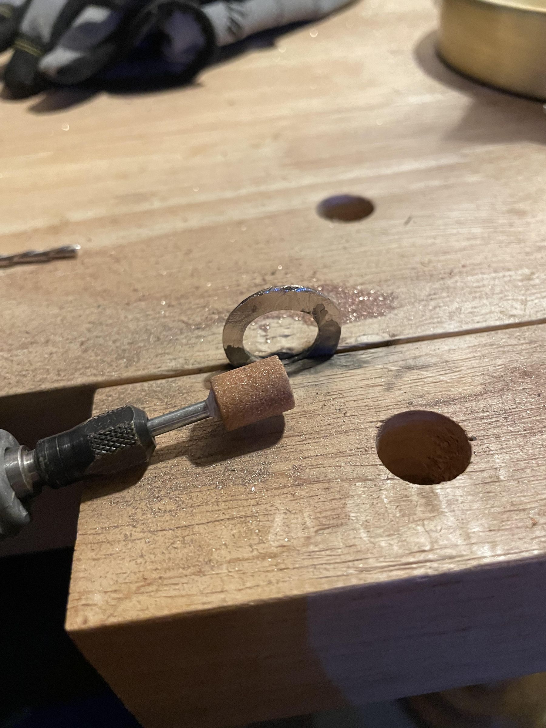 Elegant Metal Quarter Necklace! 4 Steps Instructables