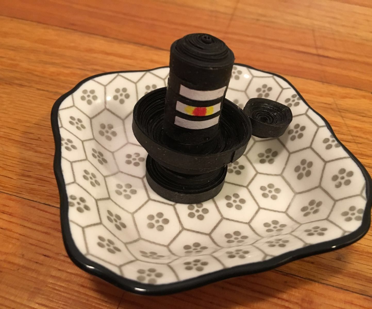 Quilled Shiva Lingam