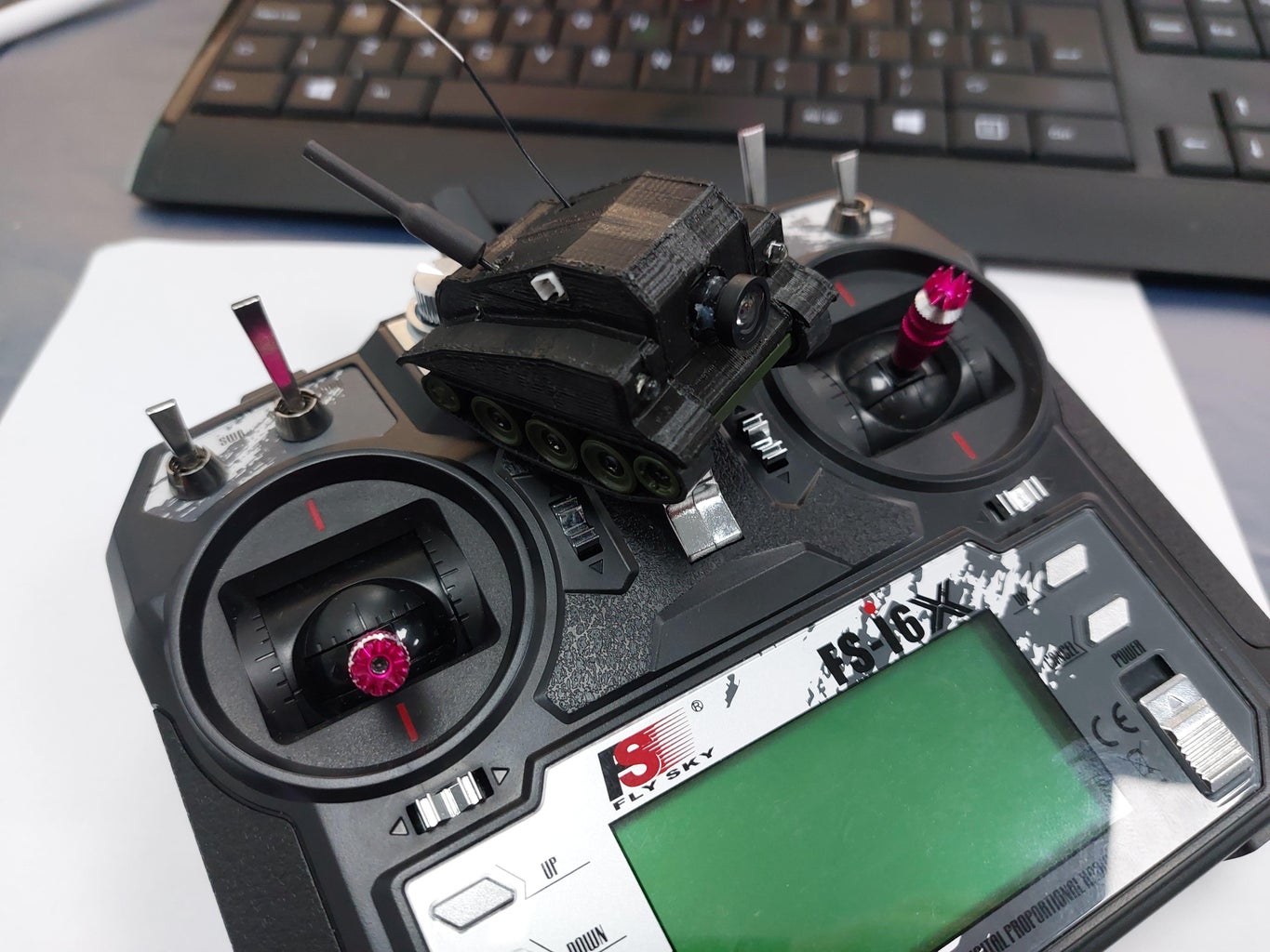 Nano FPV Tank : 7 Steps (with Pictures) - Instructables