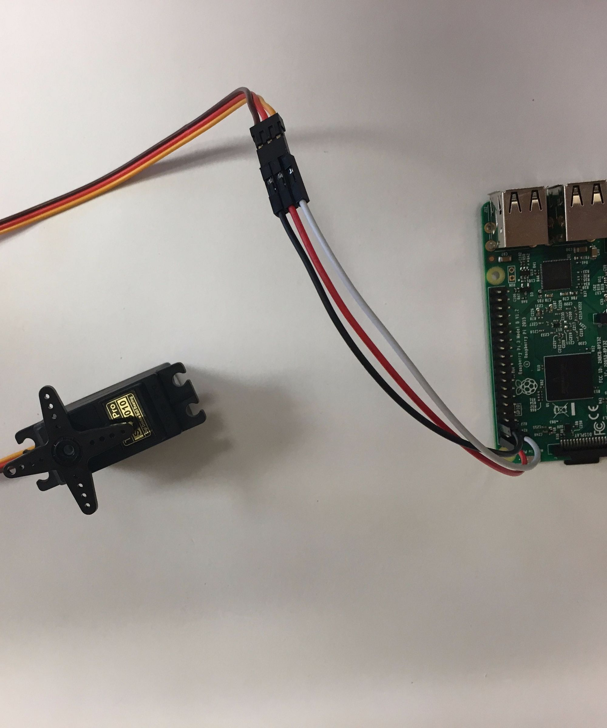 Servo Motor Control With Raspberry Pi