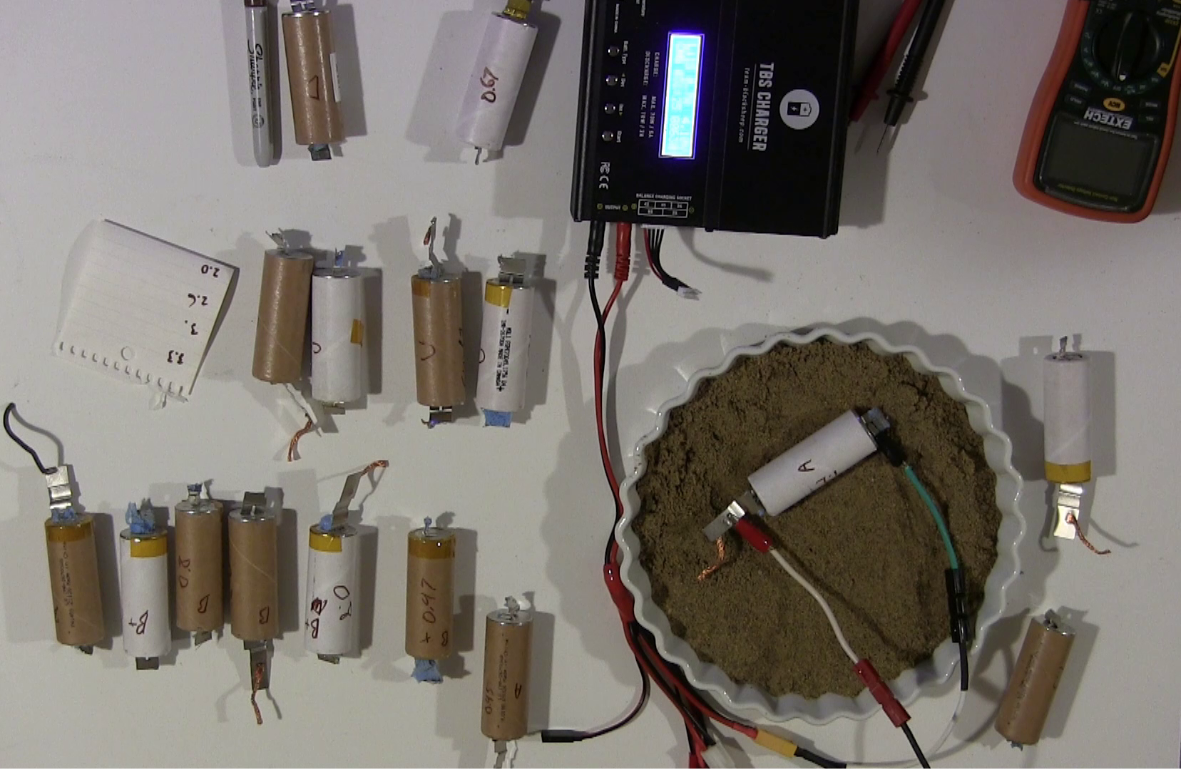Make Lithium Battery Pack From Salvage 10 Steps (with Pictures