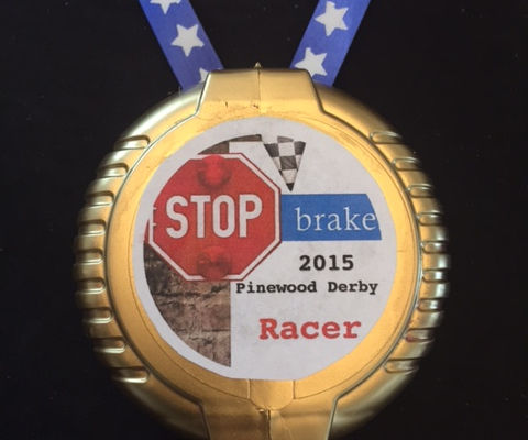 Inexpensive DIY Medal Made From Gum Container