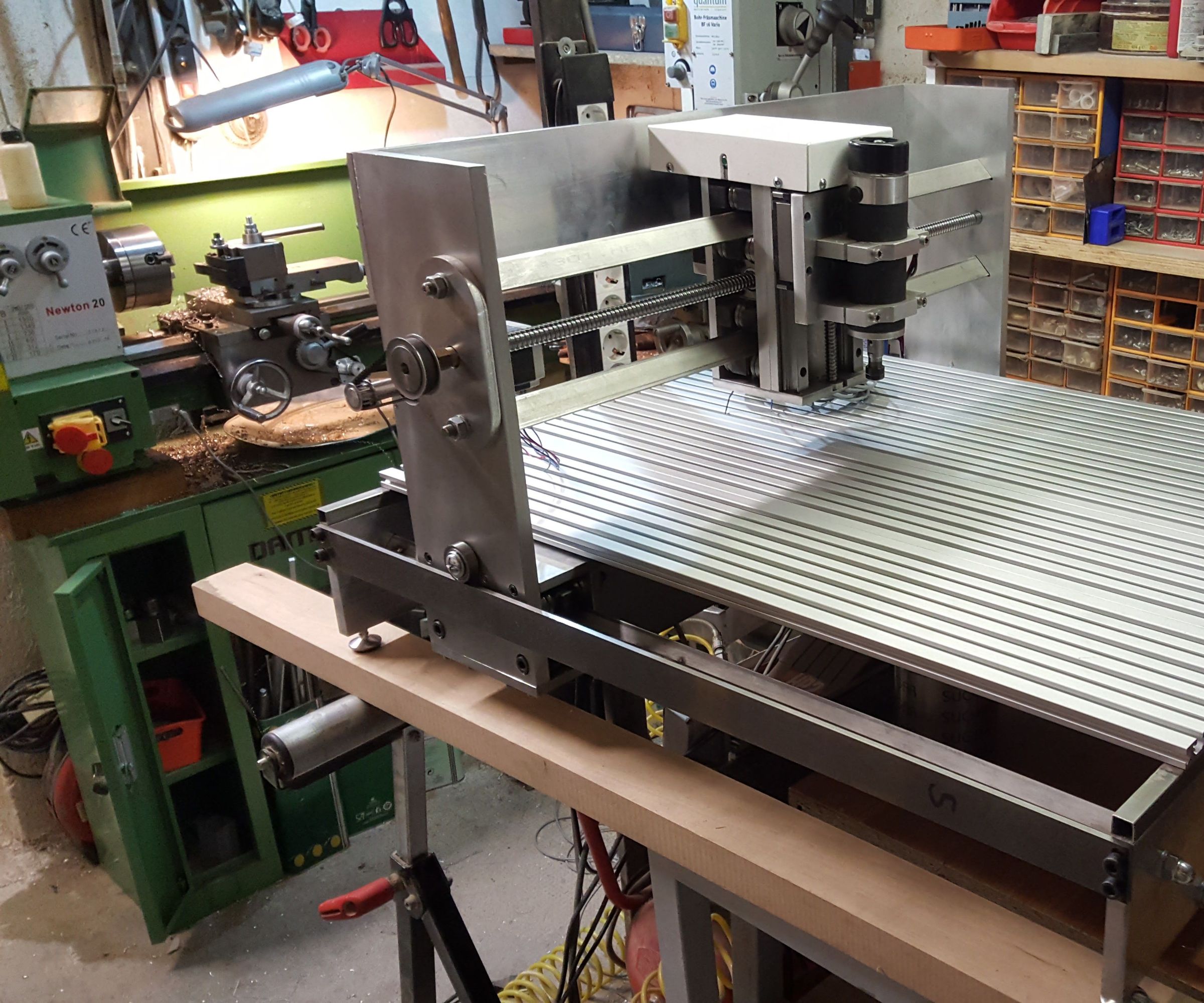 Costruzione Di Una CNC Su Guide Angolari