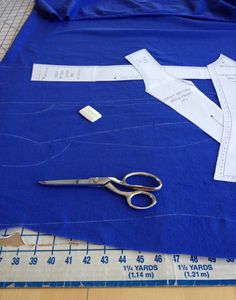 Stencil & Dye & Cutting