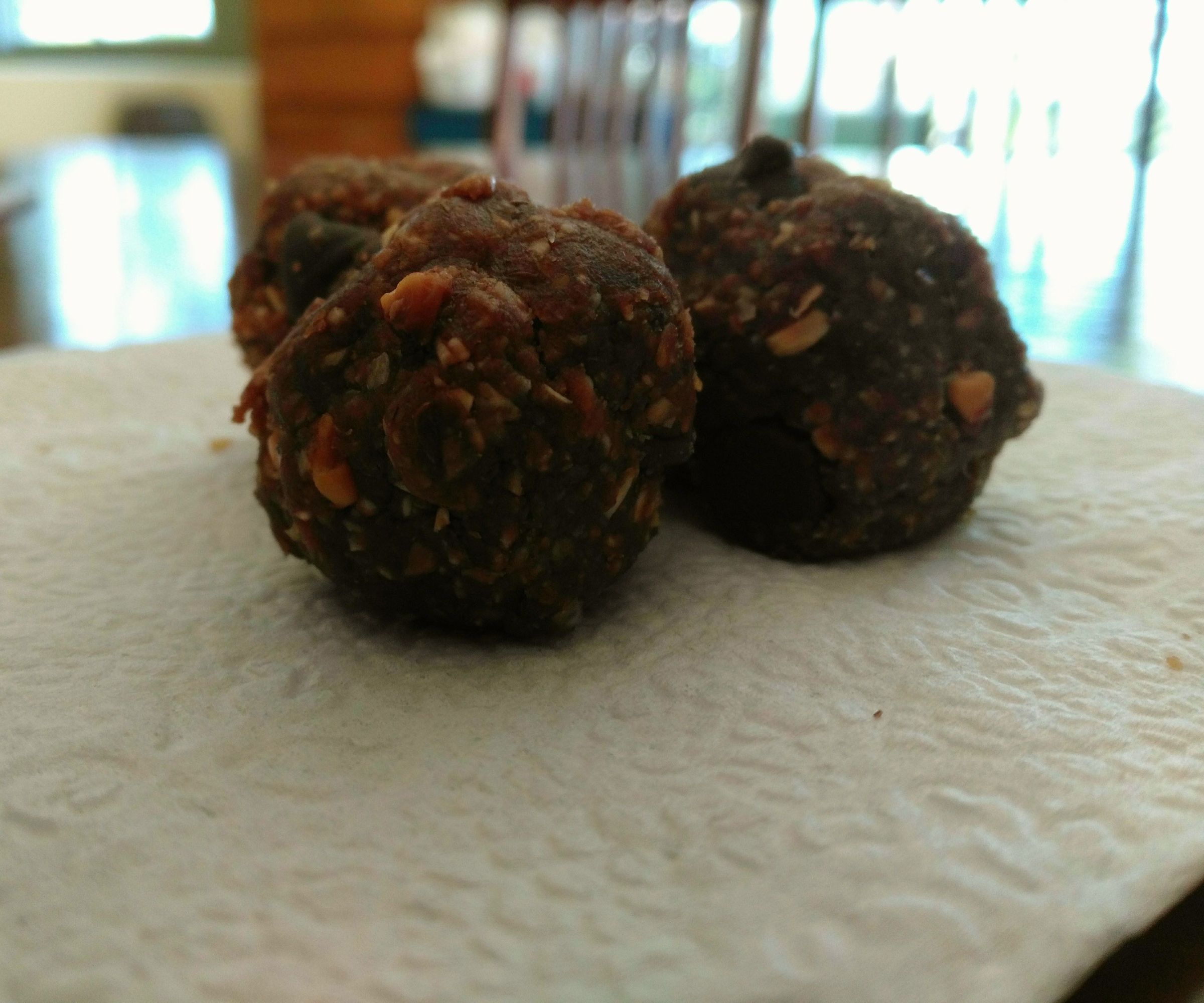 Cocoa Energy Bites