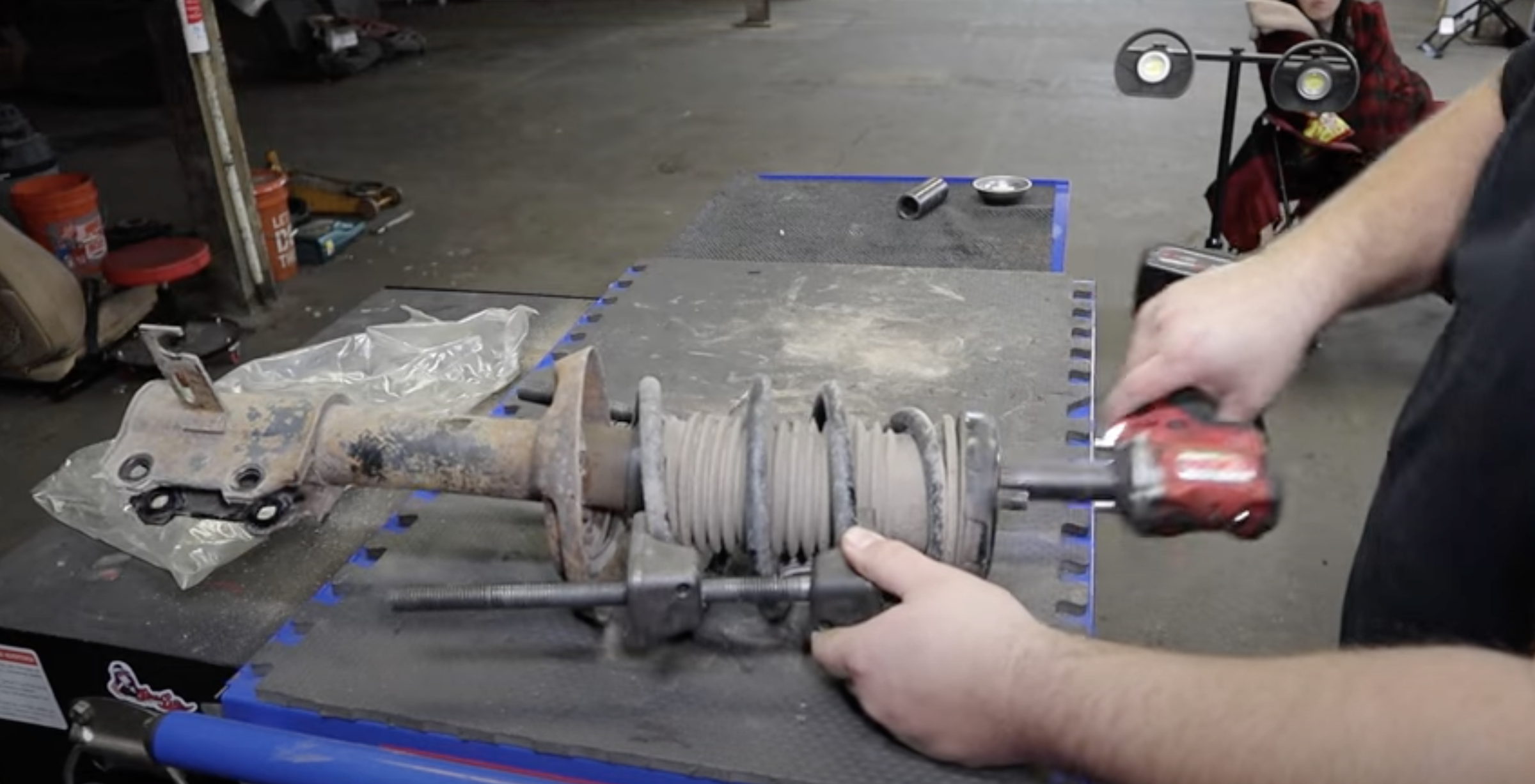 How to Install Lowering Springs Chevy Cruze 5 Steps Instructables