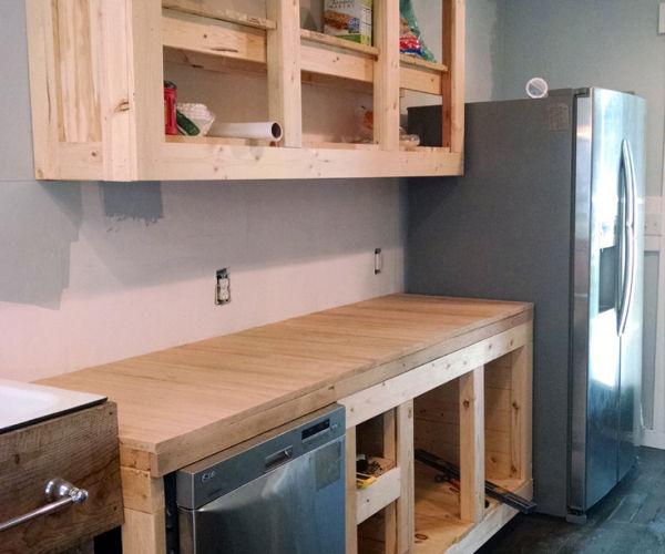 My Oak Kitchen Counter Tops Looked Like a Hill Billy After a Bad Fight Missing Some Serious Teeth. (How I Screwed Up and Then Fixed My Mistakes.)