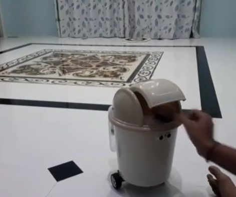 Make a Self Opening Dustbin With Arduino