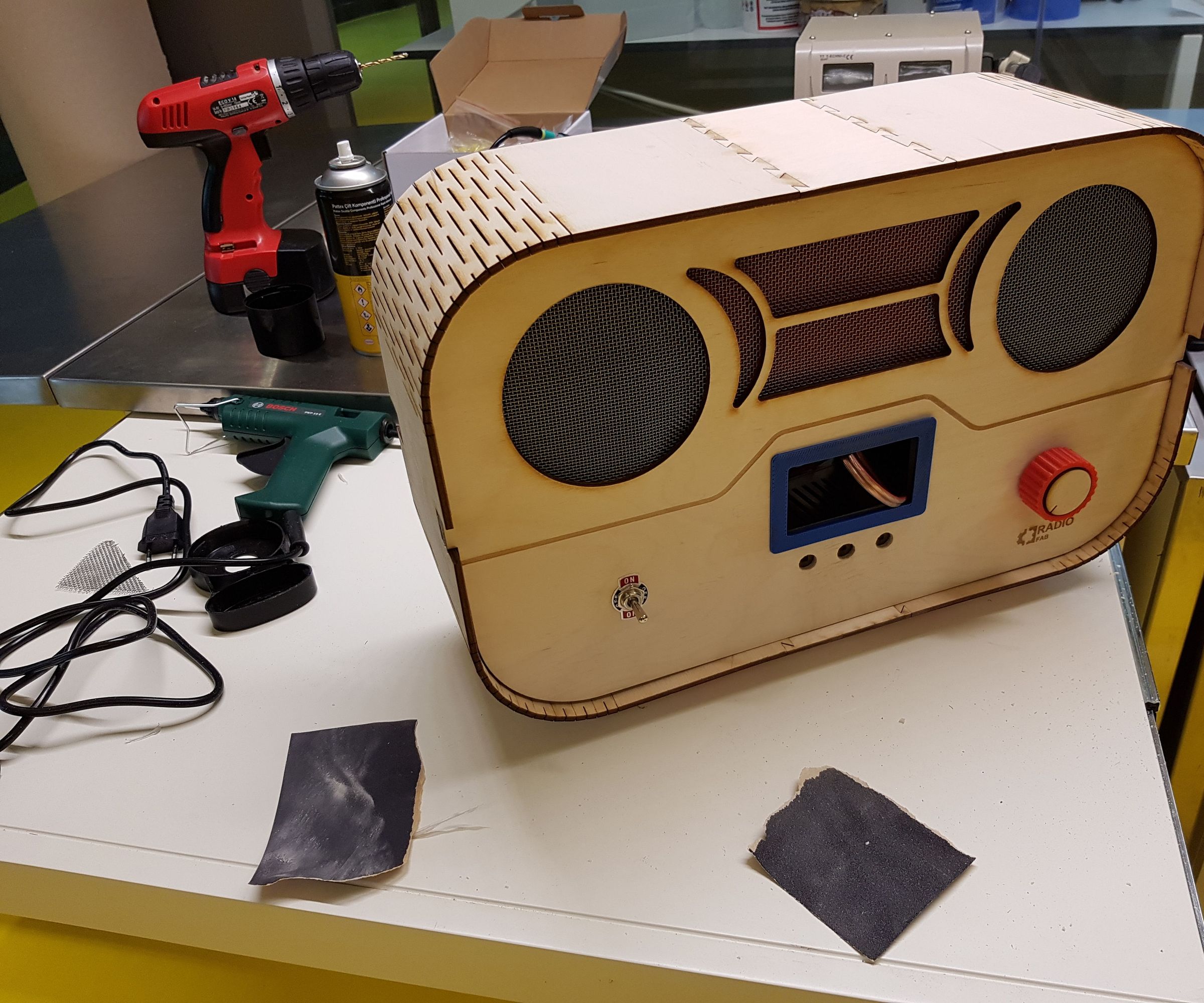 RadioFAB