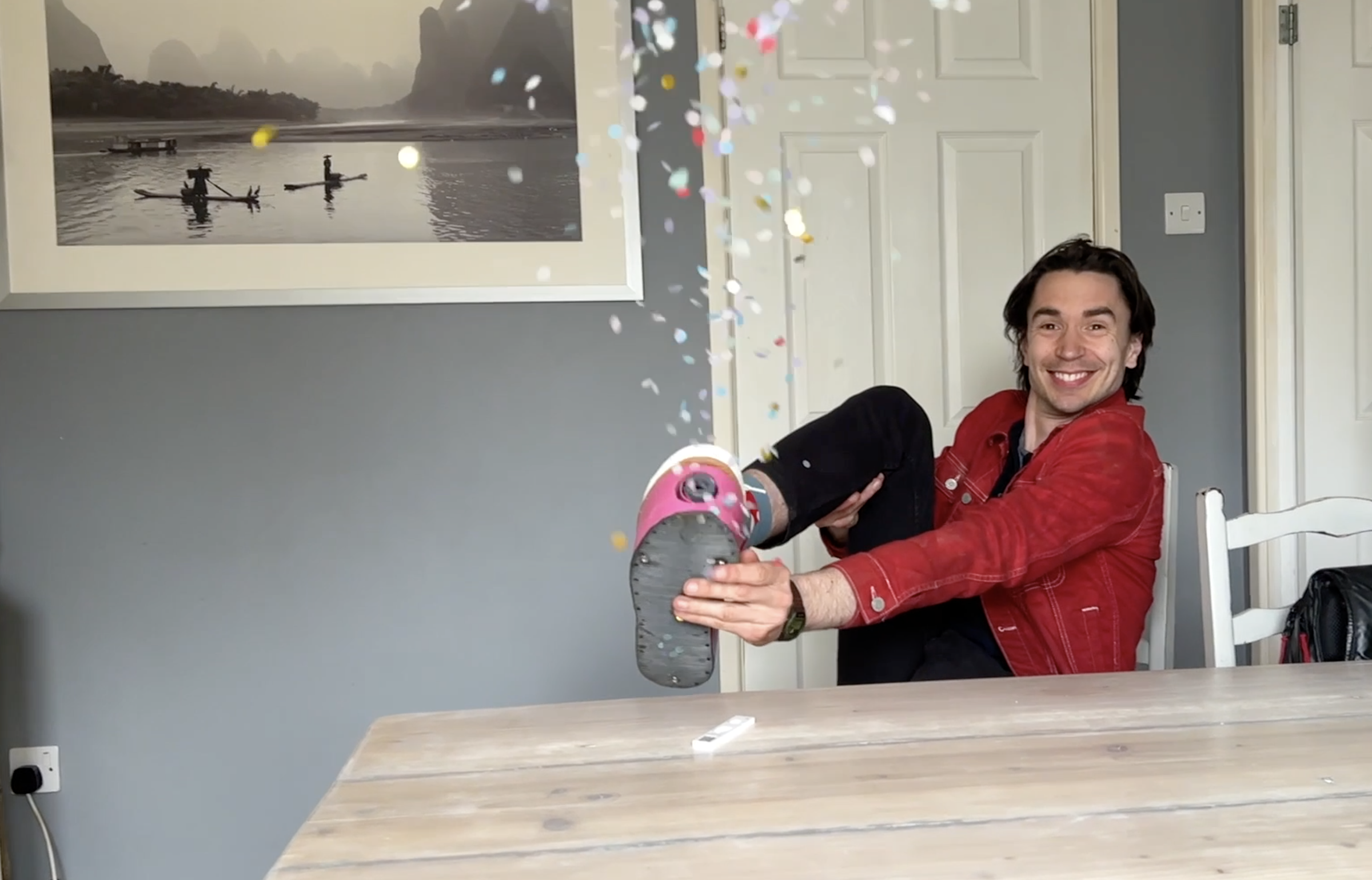 Confetti Firing Shoes : 6 Steps - Instructables