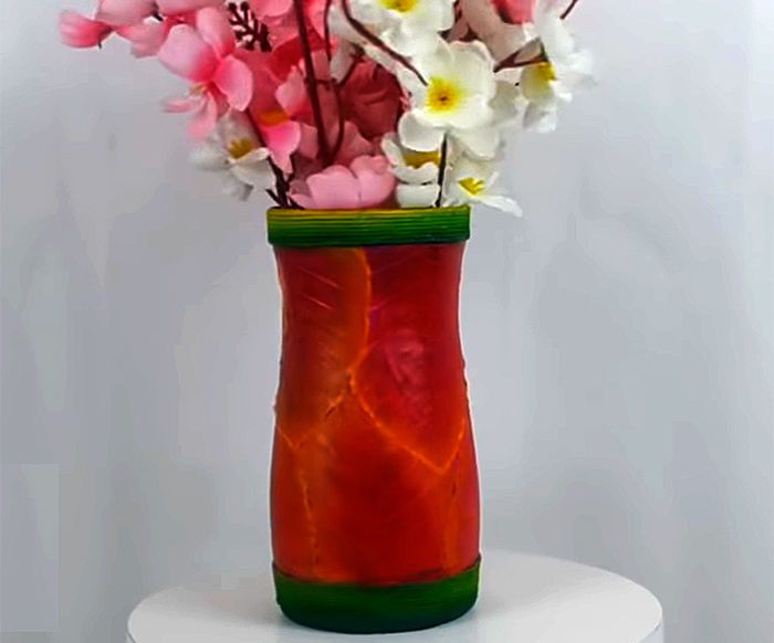 How to Make Flower Vase Using Peepal Leaves and Plastic Bottle? 