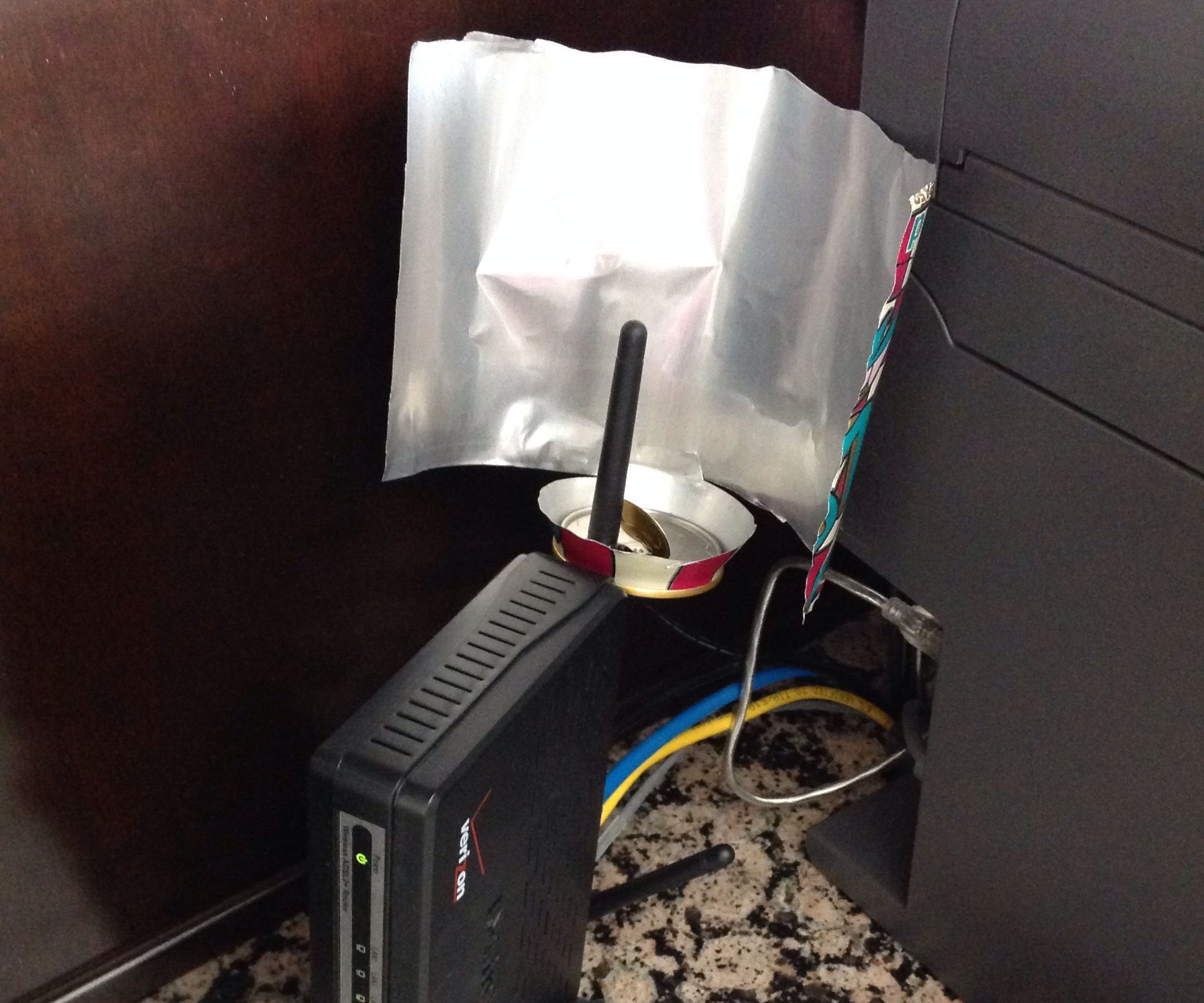 *Free* DIY Recycled Can WiFi Antenna