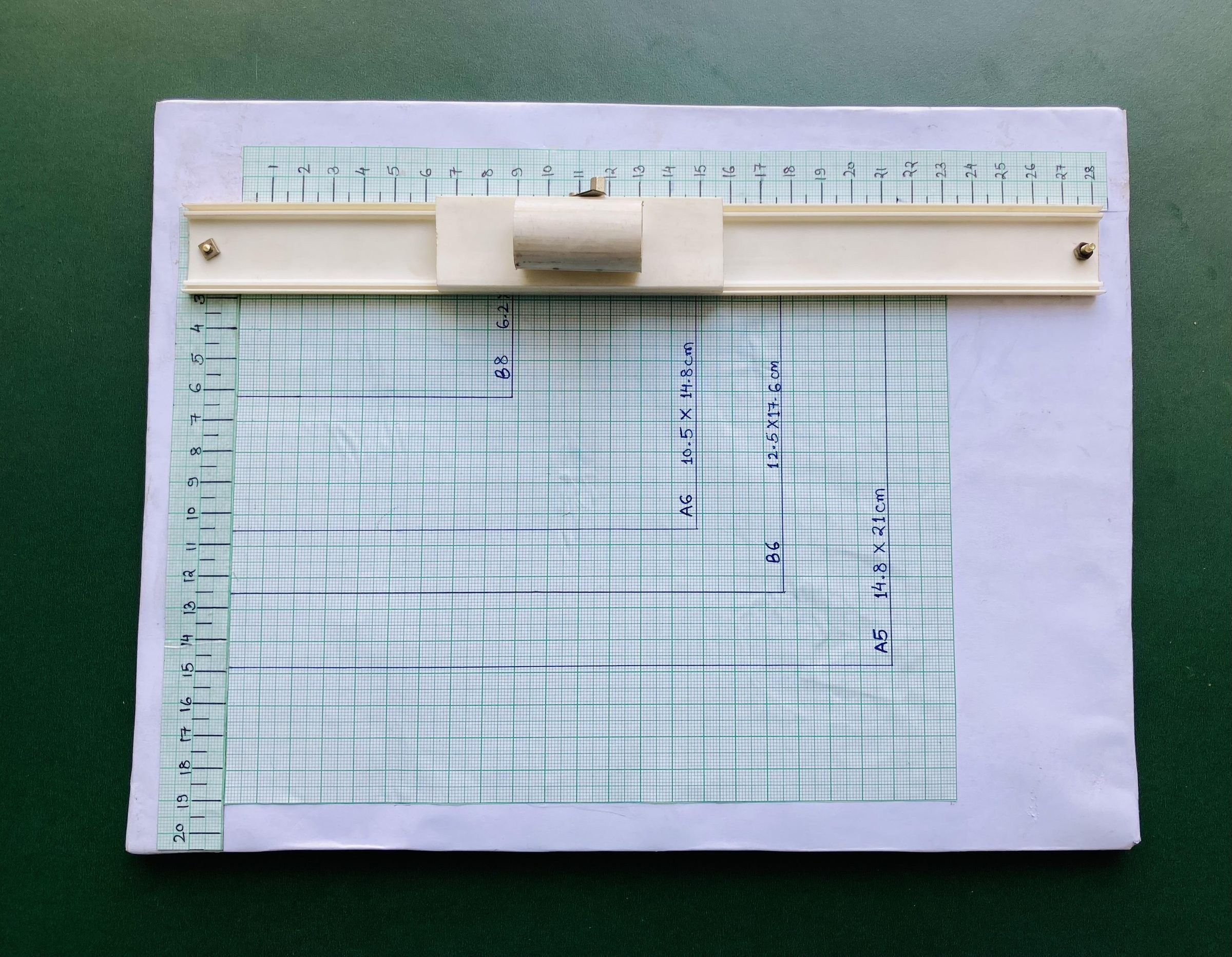 Making Paper Cutter Paper Cutter : 10 Steps (with Pictures) - Instructables