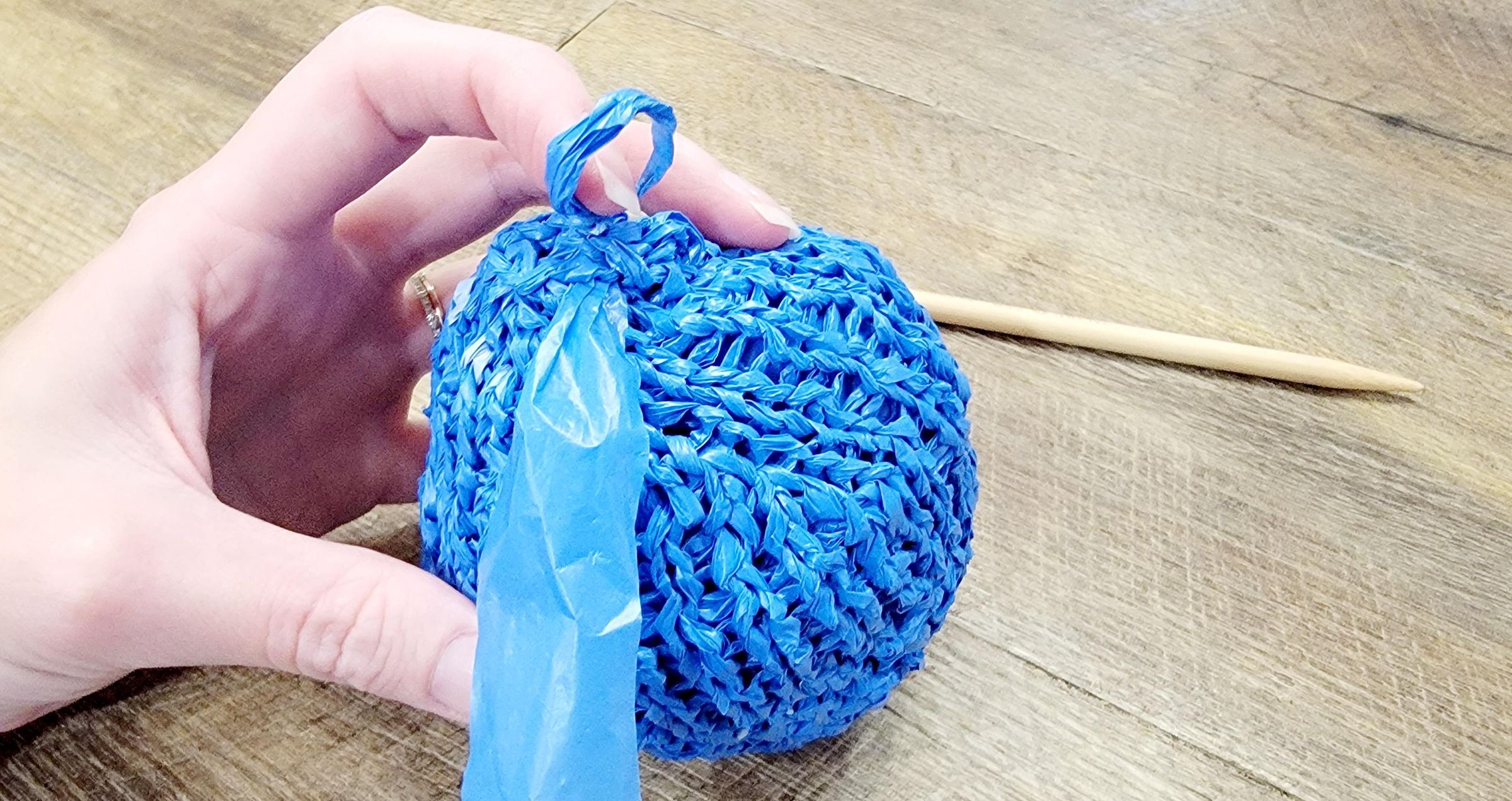 Knit Plastic Bag Ball 10 Steps (with Pictures) Instructables