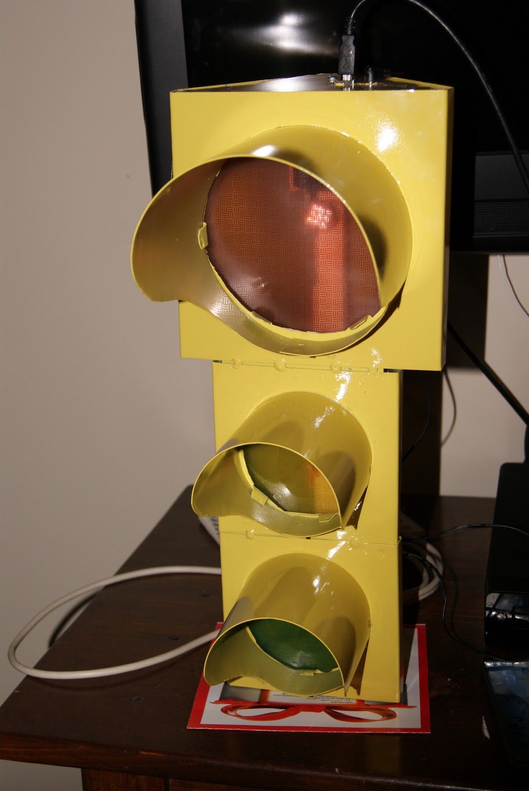 DIY Music Synchronized LED Traffic Light