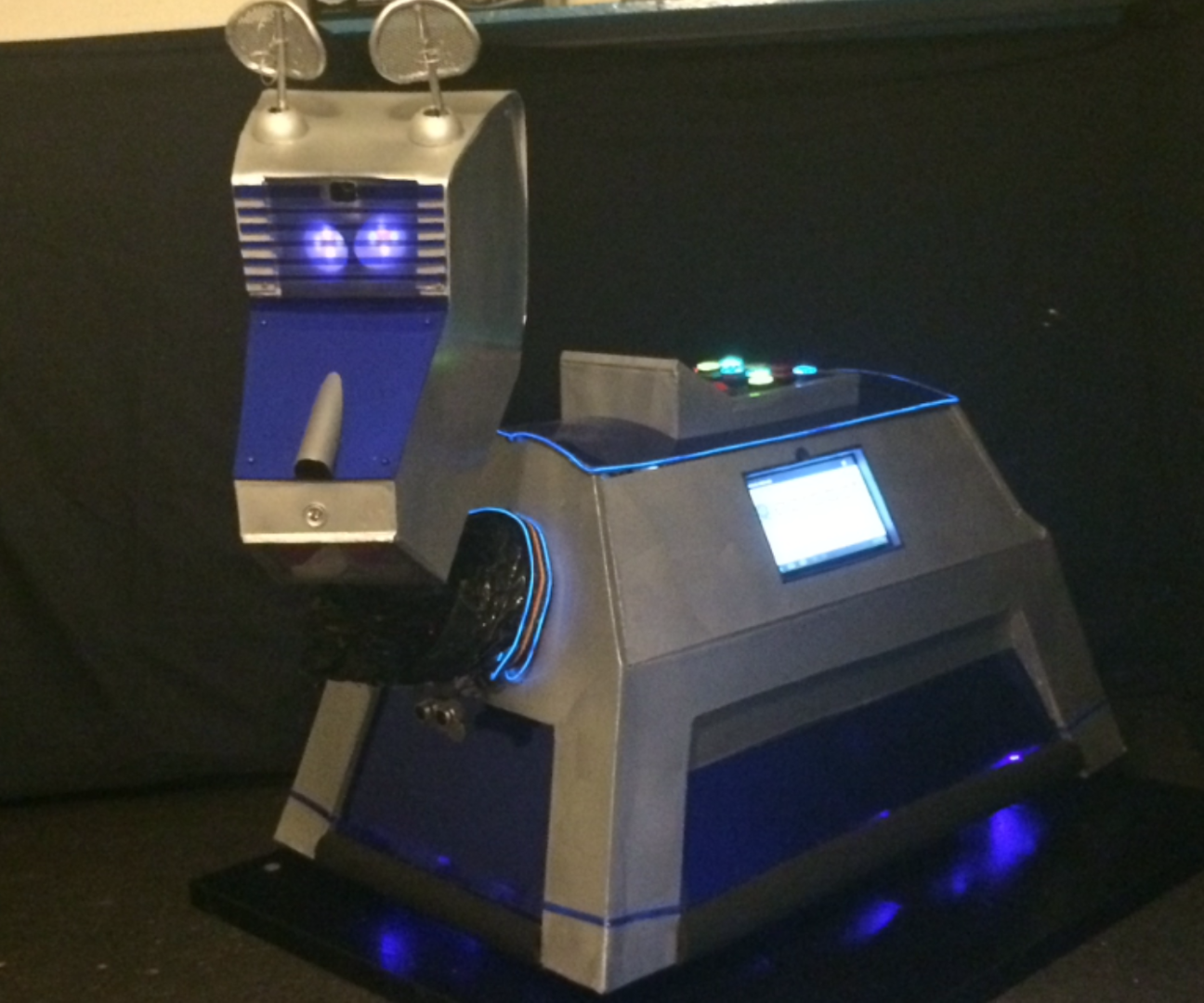 K-9  2.0. WiFi Controlled and Autonomous Robot Dog.