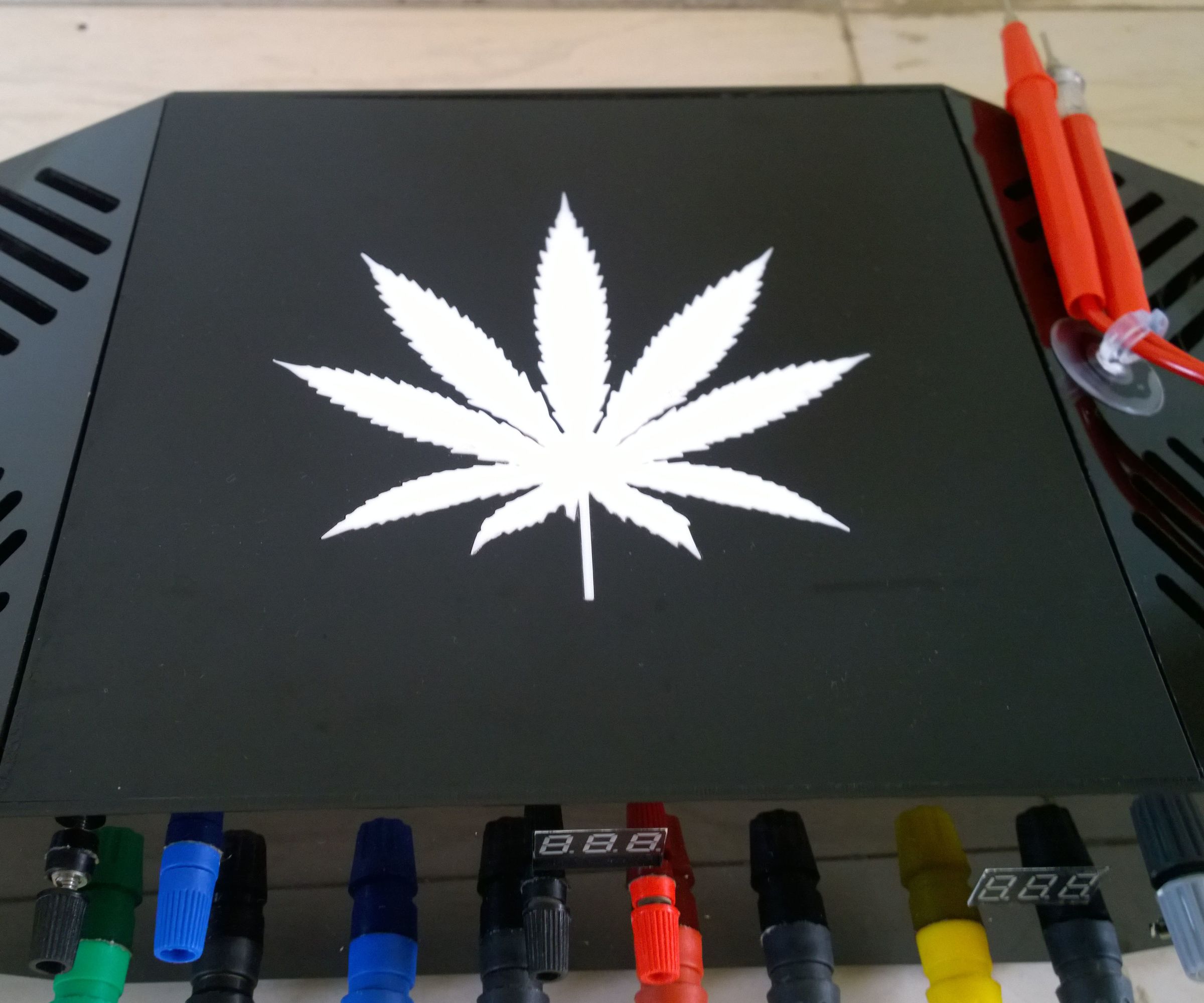 Super Cool Bench Power Supply