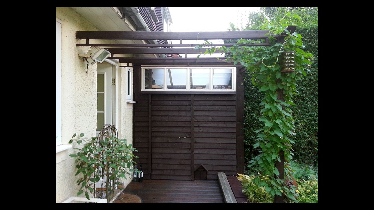 Mini Folding Workshop and Outdoor Living Area