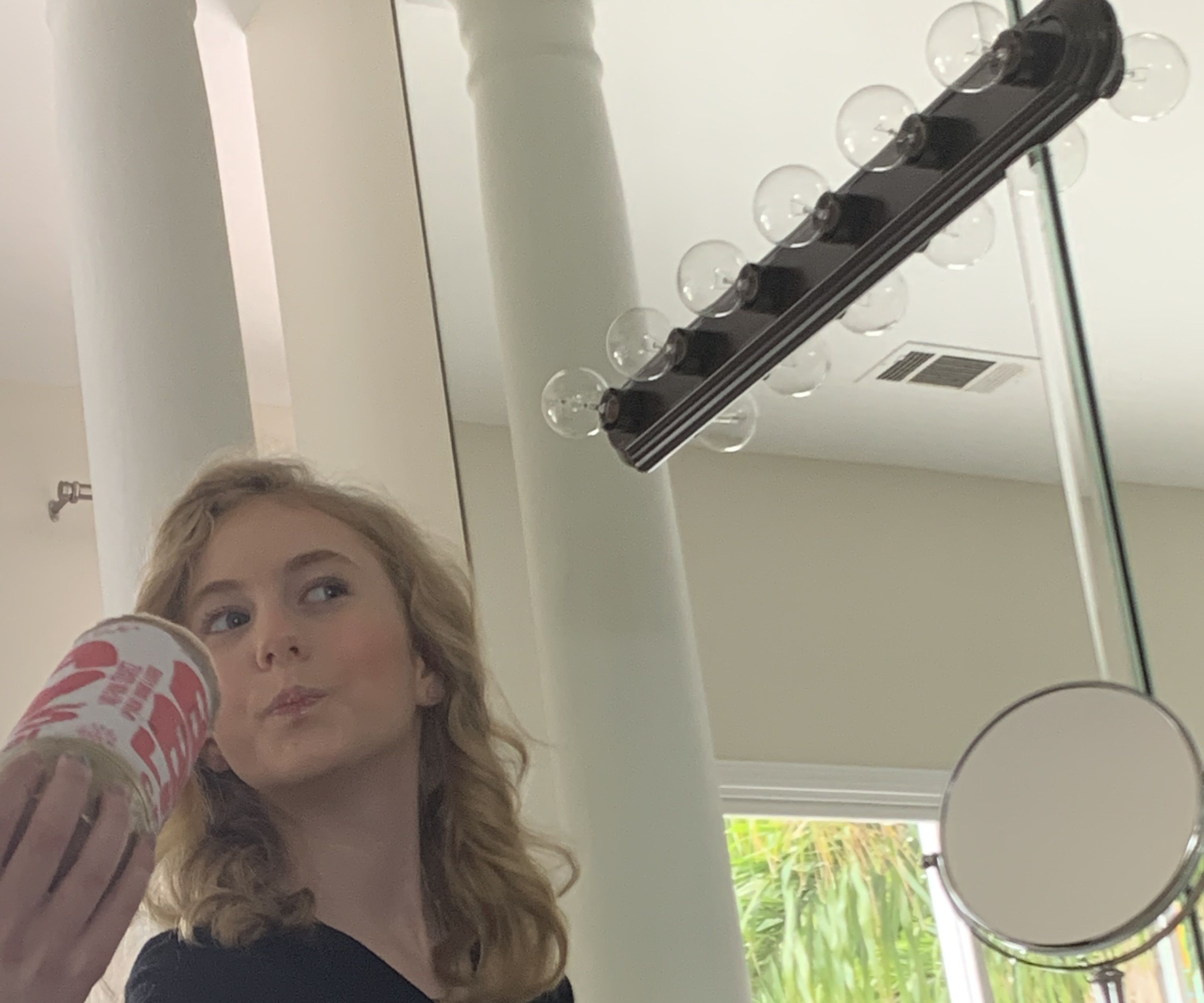 Supper Sized Lip Stick 