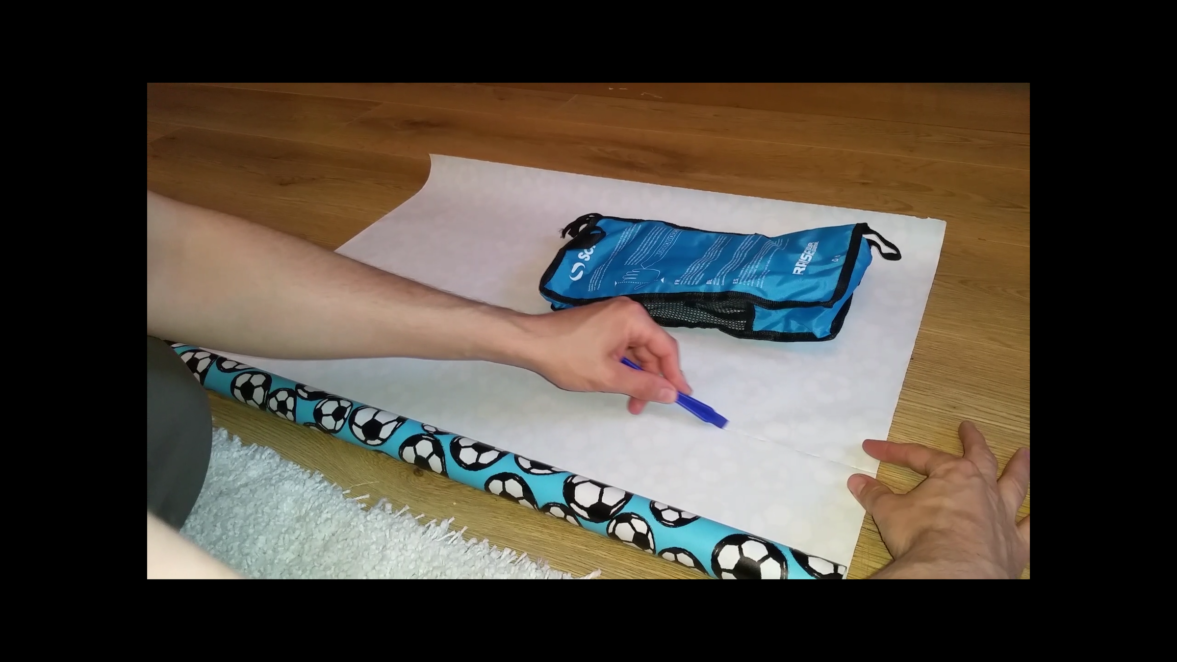 Easy Cut Wrapping Paper 4 Steps Instructables