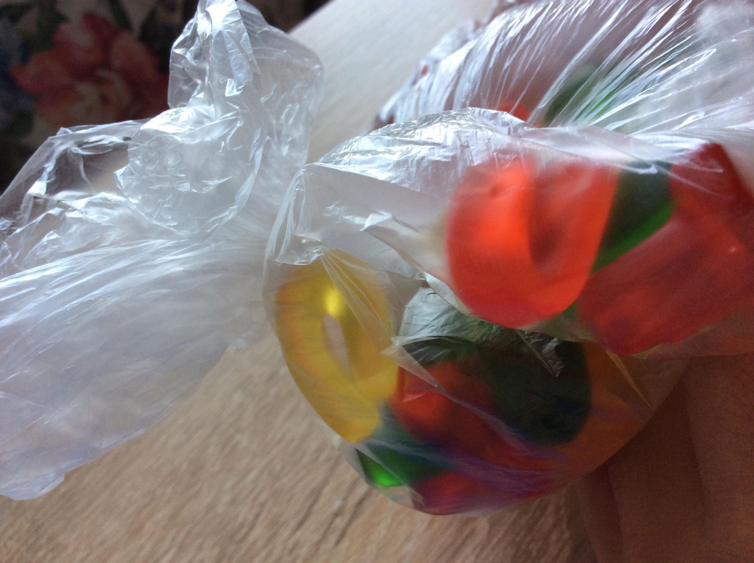Stretchy Cars (Jelly Beans 😋) 5 Steps Instructables