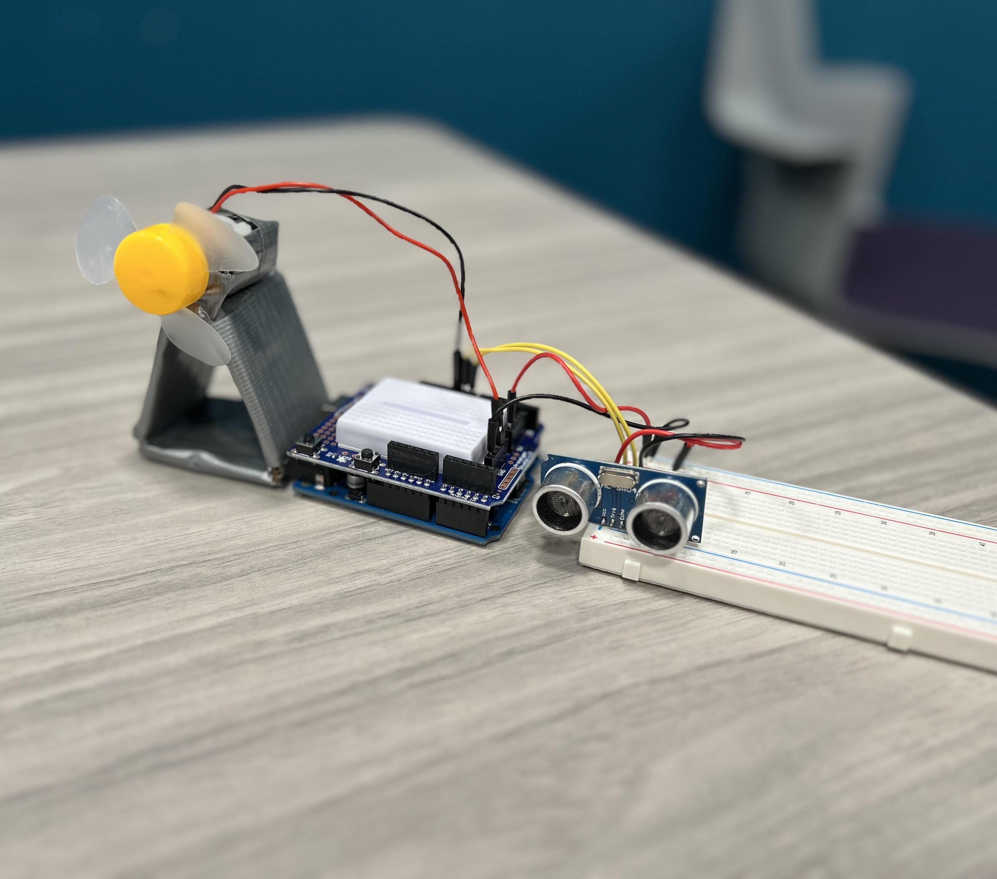 Ultrasonic Arduino Presence Fan