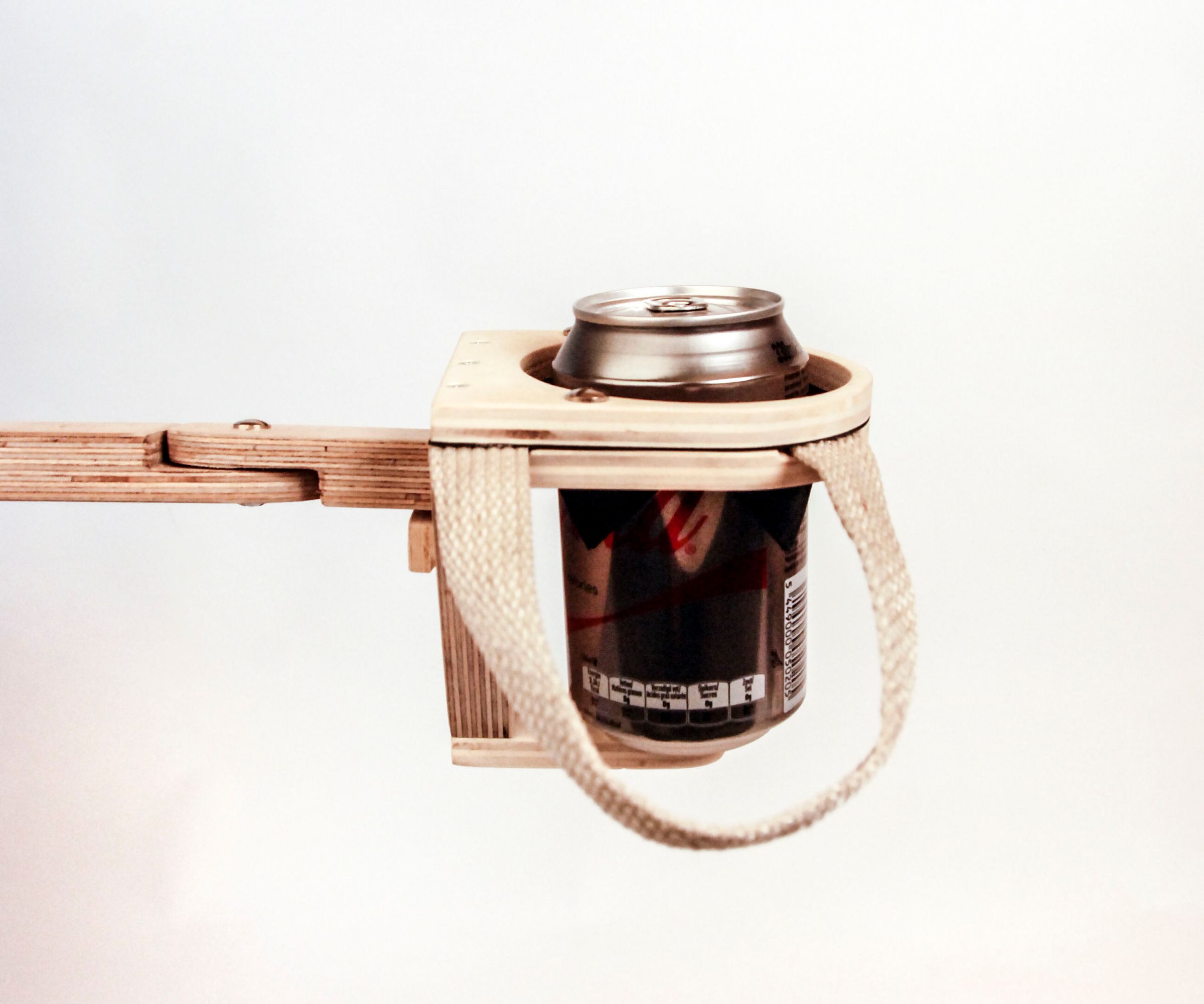 Adaptable drinking aid for people with disability