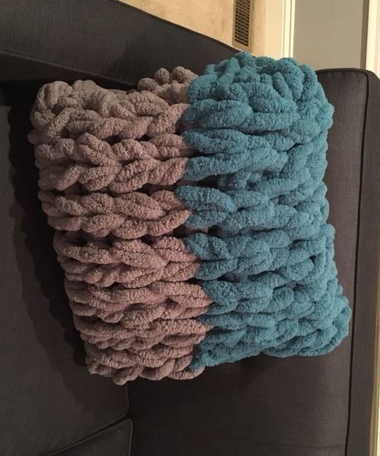 Arm Knitting Basics: Pillow Cover
