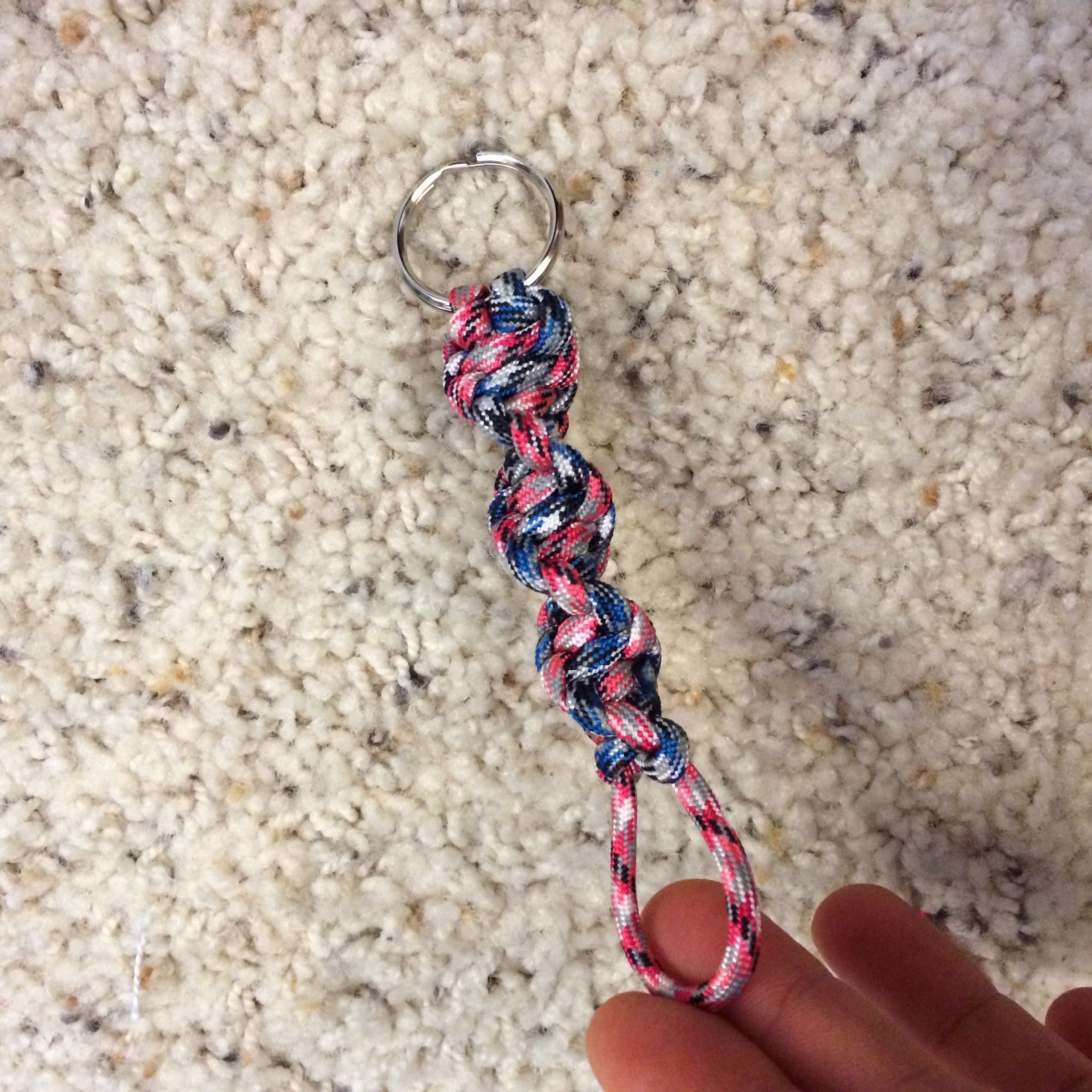 DNA Paracord Keychain : 5 Steps - Instructables