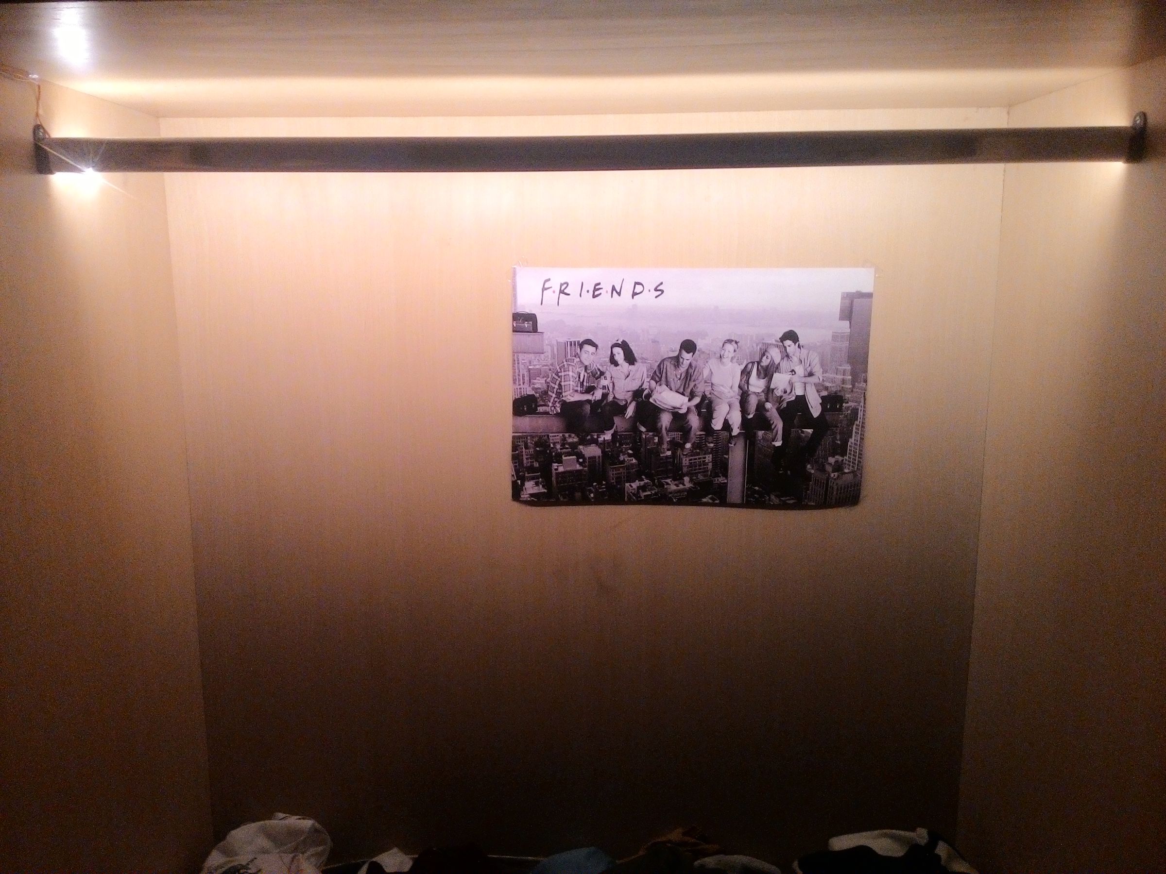 Make Automatic Cupboard Lightning Life Hack 4 Steps (with Pictures