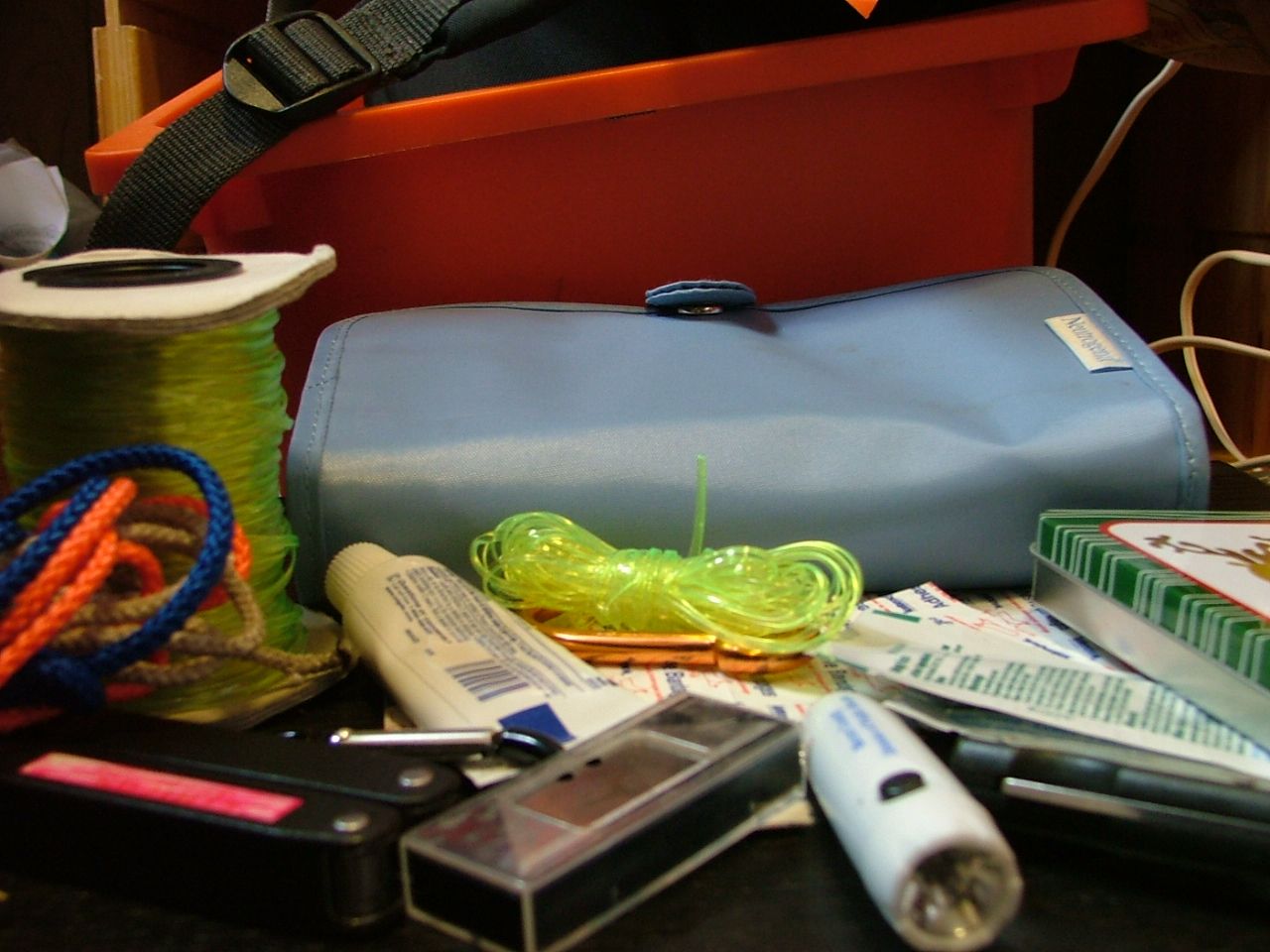 How to Make a Mini Survival Kit