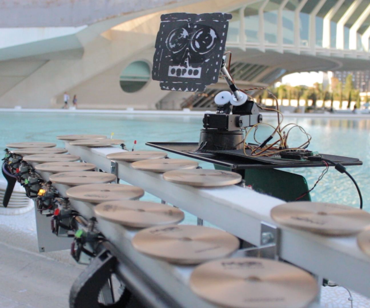 Curiosibot - Musical Robot