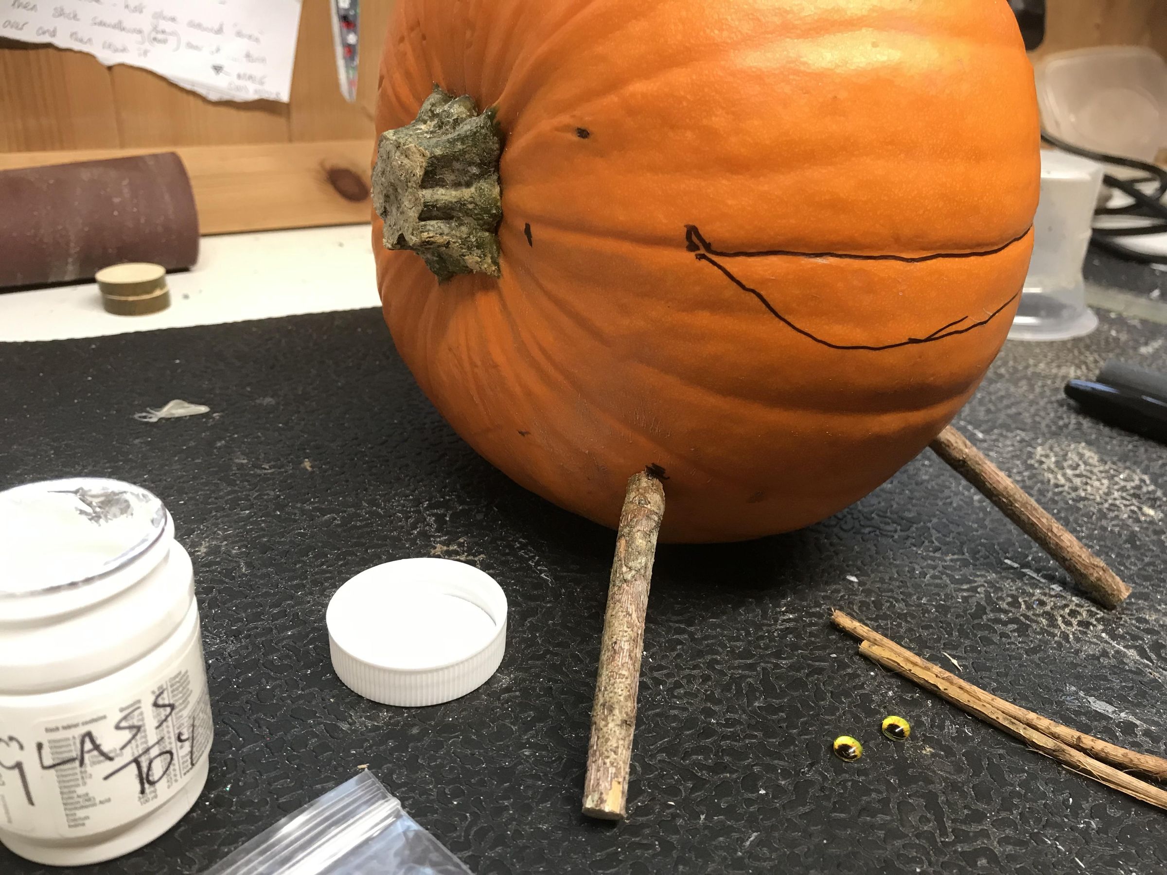 Humpty ‘Pumpty’ Nursery Rhyme Variation for Hallowe’en Instructables ...