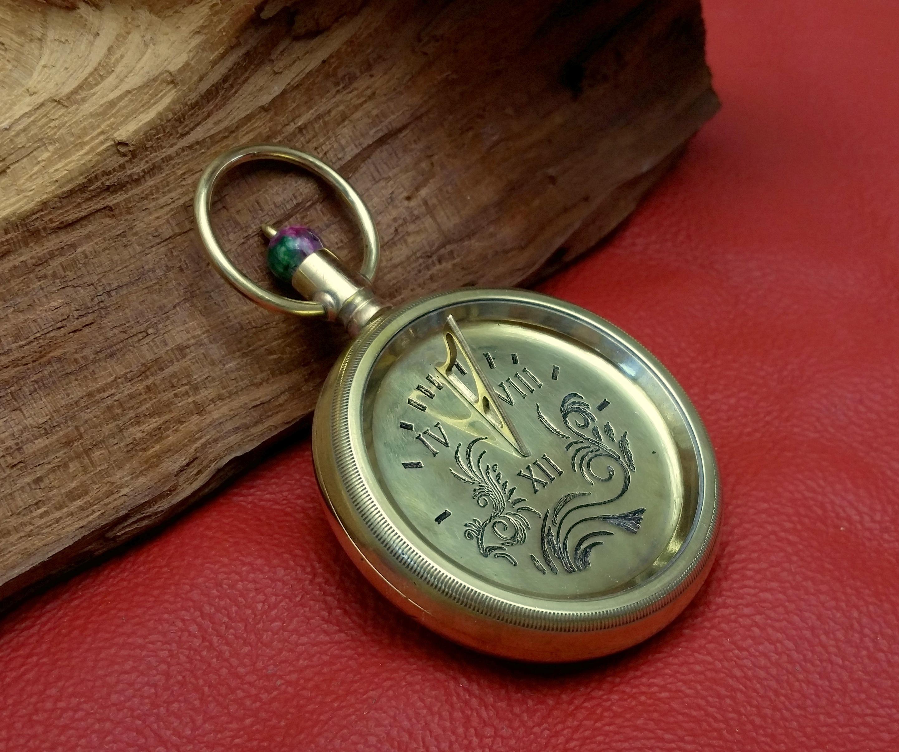 A Pocket Sundial From a Broken Pocket Watch! 9 Steps (with Pictures